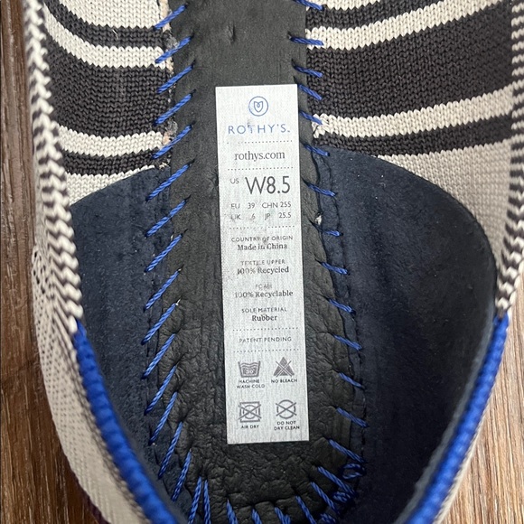 Rothy’s Inverse Stripe Point - Picture 7 of 7